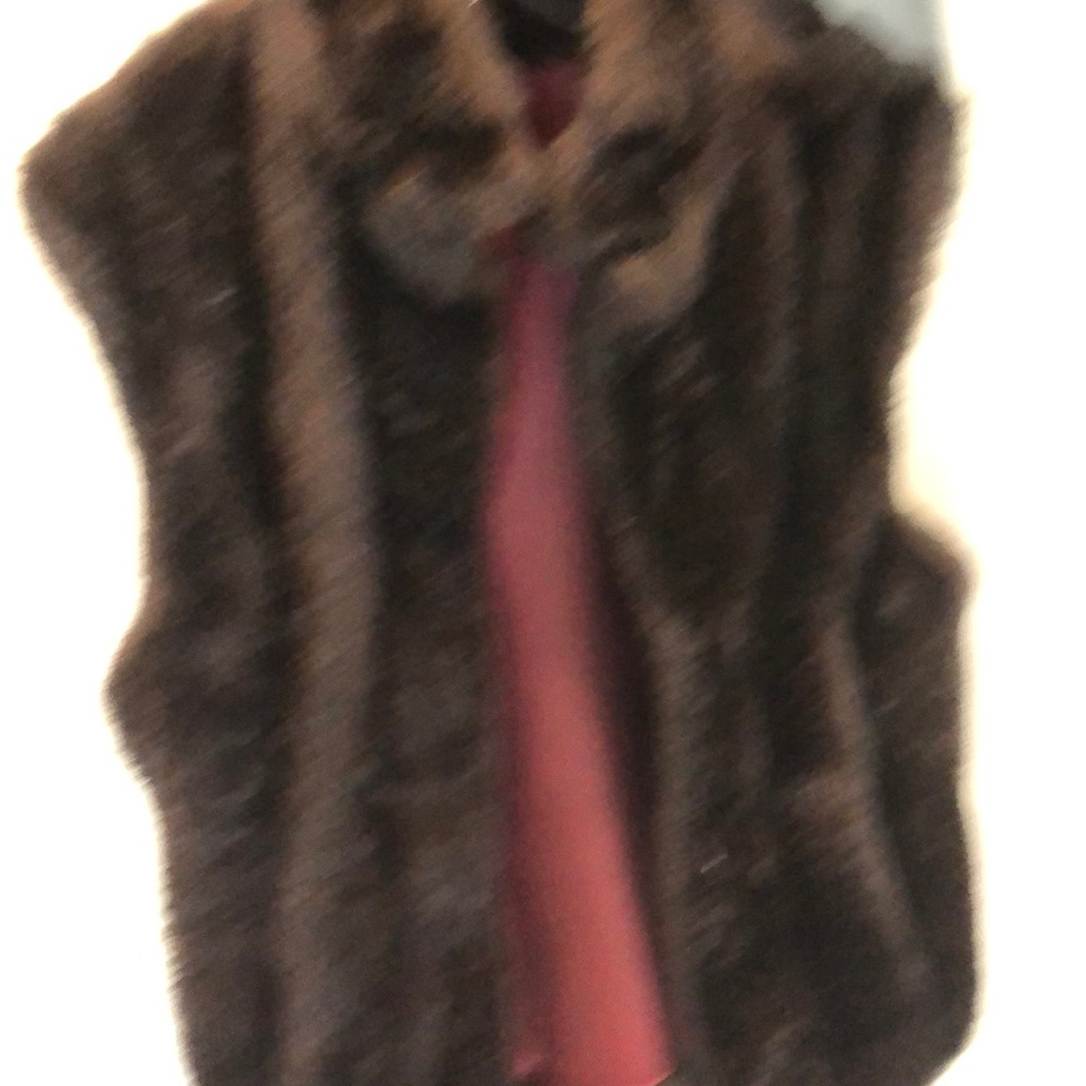 Komitor faux fur vest, brown,small, small collar